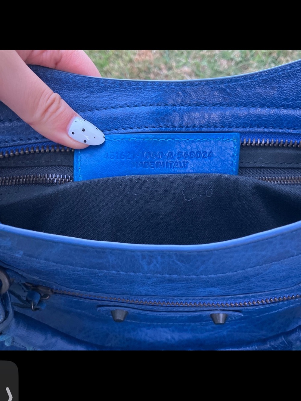 Balenciaga medium city bag top zipper does not zip - Picture 9 of 10